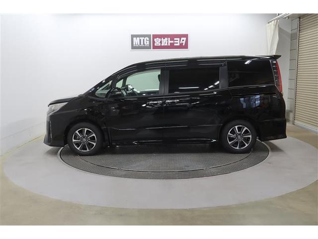 ノア Ｓｉ　ダブルバイビーＩＩ　フルセグ　メモリーナビ　ＤＶＤ再生　後席モニター　バックカメラ　衝突被害軽減システム　ＥＴＣ　ドラレコ　両側電動スライド　ＬＥＤヘッドランプ　ウオークスルー　乗車定員７人　３列シート　ワンオーナー（8枚目）