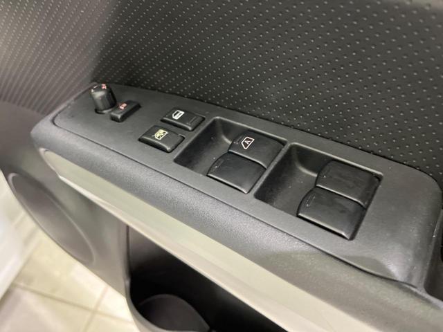 20Xtt 4WD 禁煙車 純正HDDナビ ルーフレール バックカメラ クルーズコントロール HIDヘッドライト ダウンヒルアシスト シートヒーター 撥水カプロンシート オートライト 横滑り防止装置 ETC(35枚目)