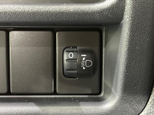 KCエアコン・パワステ 届出済未使用車 4WD 禁煙車 届出済未使用車 オーディオ オートライト マニュアルエアコン 横滑り防止装置 ライトレベライザー(8枚目)
