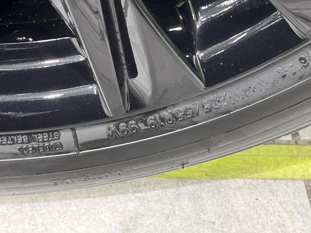 XD ブラックトーンエディション 4WD 登録済未使用車 衝突被害軽減装置 レーダークルーズ 10型ナビ フルセグ 全周囲カメラ 前席シートヒーター ステアリングヒーター スマートキー LEDライト 純正19インチホイール(32枚目)