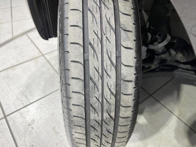 Gリミテッド 4WD 禁煙車 デュアルカメラブレーキサポート 純正ナビ パワースライドドア 前席シートヒーター Bluetooth再生 フルセグTV スマートキー 14インチアルミホイール シートリフター ETC(24枚目)