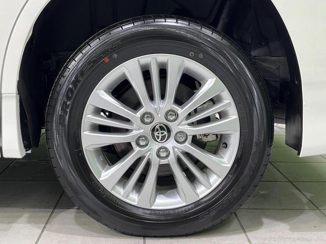 ノア ハイブリッドＳ－Ｚ　４Ｗ？　禁煙車　純正ナビ機能付き１０．５型ディスプレイオーディオ　寒冷地仕様　全周囲カメラ　両側電動ドア　衝突軽減　レーダークルーズ　パワーバックドア　ハーフレザーシート　シートヒーター　ＥＴＣ（74枚目）