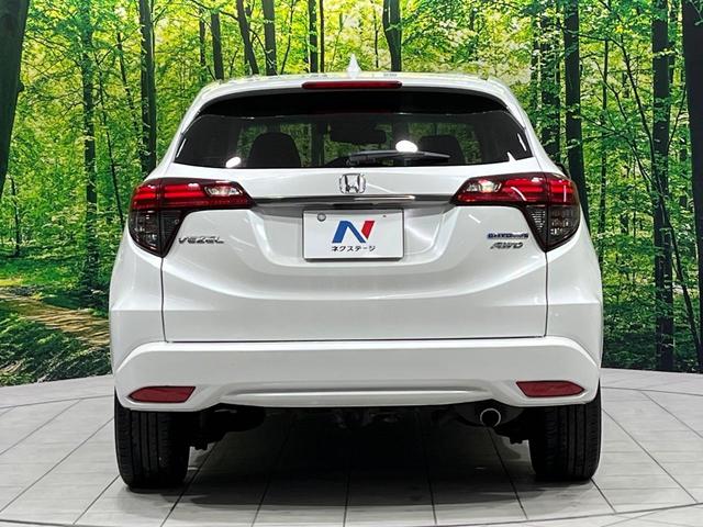 ヴェゼル ハイブリッドＺ・ホンダセンシング　４ＷＤ　禁煙車　純正ナビ　バックカメラ　衝突軽減　レーダークルコン　ＥＴＣ　ドラレコ　シートヒーター　ハーフレザーシート　ＬＥＤヘッドライト　パドルシフト　オートライト　ステアリングスイッチ（16枚目）