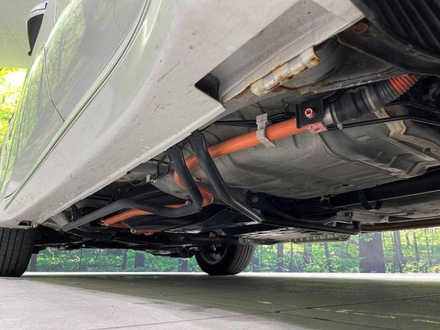 ヴェゼル ハイブリッドＺ・ホンダセンシング　４ＷＤ　禁煙車　純正ナビ　バックカメラ　衝突軽減　レーダークルコン　ＥＴＣ　ドラレコ　シートヒーター　ハーフレザーシート　ＬＥＤヘッドライト　パドルシフト　オートライト　ステアリングスイッチ（22枚目）