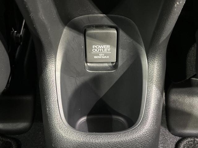 ヴェゼル ハイブリッドＺ・ホンダセンシング　４ＷＤ　禁煙車　純正ナビ　バックカメラ　衝突軽減　レーダークルコン　ＥＴＣ　ドラレコ　シートヒーター　ハーフレザーシート　ＬＥＤヘッドライト　パドルシフト　オートライト　ステアリングスイッチ（72枚目）