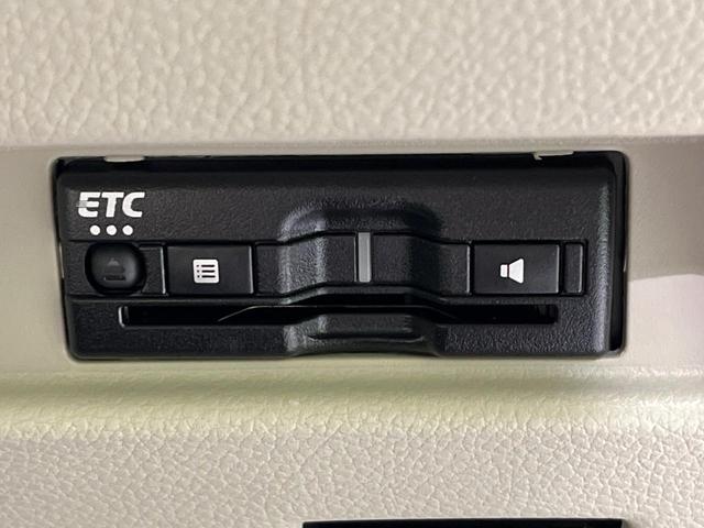 フレアワゴン ハイブリッドＸＳ　４ＷＤ　禁煙車　衝突軽減　純正８インチナビ　全方位カメラ　レーダークルーズ　シートヒーター　ＥＴＣ　両側パワスラ　ｂｌｕｅｔｏｏｔｈ　コーナーセンサー　オートエアコン　オートライト　スマートキ（8枚目）