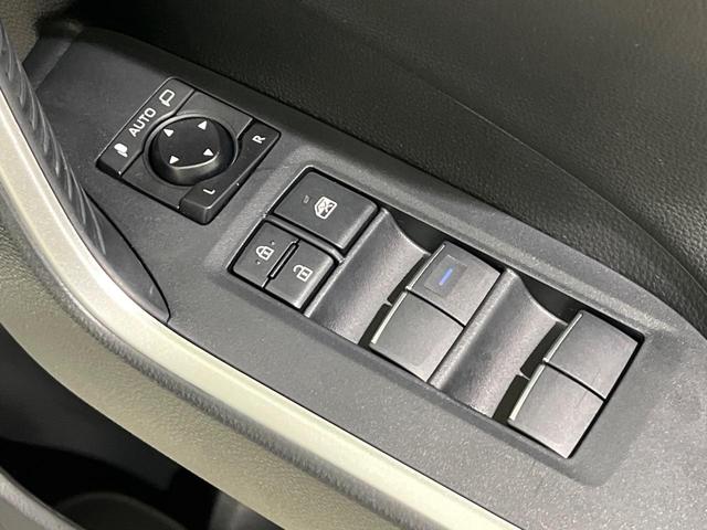 ＲＡＶ４ ハイブリッドＧ　４ＷＤ　禁煙車　衝突軽減　９型ナビ　全周囲カメラ　ブラインドスポットモニター　ＥＴＣ　ドラレコ　レーダークルーズ　シートヒーター　電動リアゲート　ステアリングヒーター　コーナーセンサー　フルセグ（56枚目）