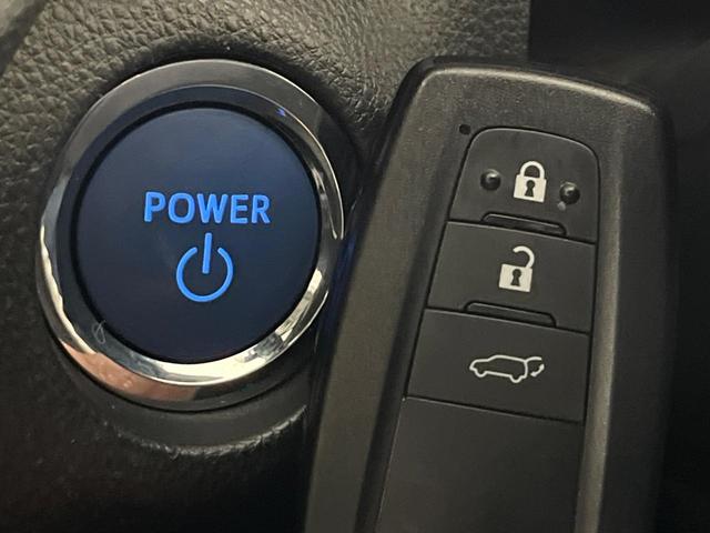 ＲＡＶ４ ハイブリッドＧ　４ＷＤ　禁煙車　衝突軽減　９型ナビ　全周囲カメラ　ブラインドスポットモニター　ＥＴＣ　ドラレコ　レーダークルーズ　シートヒーター　電動リアゲート　ステアリングヒーター　コーナーセンサー　フルセグ（67枚目）