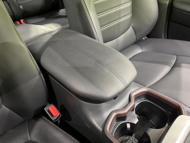 ＲＡＶ４ ハイブリッドＧ　４ＷＤ　禁煙車　衝突軽減　９型ナビ　全周囲カメラ　ブラインドスポットモニター　ＥＴＣ　ドラレコ　レーダークルーズ　シートヒーター　電動リアゲート　ステアリングヒーター　コーナーセンサー　フルセグ（78枚目）