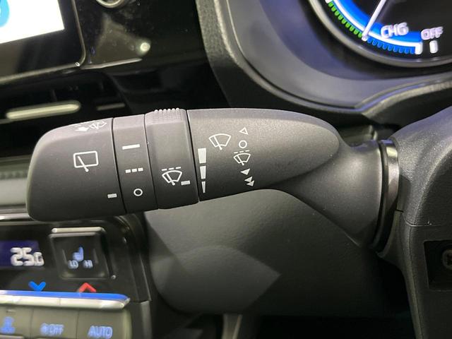 ヴォクシー ハイブリッドＳ－Ｚ　４ＷＤ　禁煙車　衝突軽減　両側電動ドア　純正１０インチディスプレイオーディオ　バックカメラ　レーダークルーズコントロール　前席シートヒーター　ＬＥＤヘッドライト　ＥＴＣ　リアオートエアコン（63枚目）