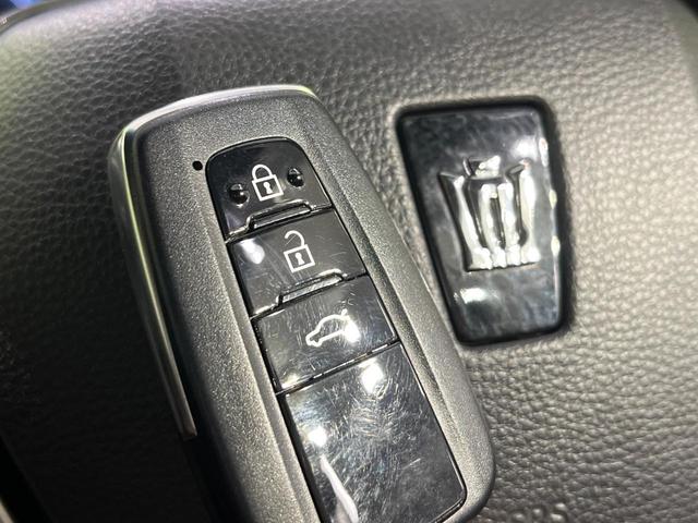 クラウンハイブリッド ＲＳアドバンス　Ｆｏｕｒ　４ＷＤ　禁煙車　衝突軽減　メーカーナビ　バックカメラ　ドライブレコーダー　ＥＴＣ　パワーシート　合皮レザーシート　オートブレーキホールド　レーダークルーズ　ＬＥＤヘッドライト　Ｂｌｕｅｔｏｏｔｈ（68枚目）