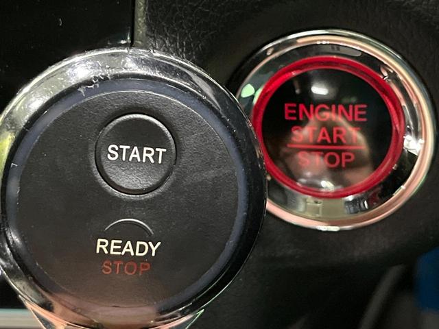 シャトル Ｇ　禁煙車　純正ナビ　バックカメラ　ＥＴＣ　ＬＥＤヘッドライト　ＬＥＤフォグライト　Ｂｌｕｅｔｏｏｔｈ　横滑り防止　ドアバイザー　スマートキー　アイドリングストップ　ＣＤ／ＤＶＤ再生　電動格納ミラー（6枚目）
