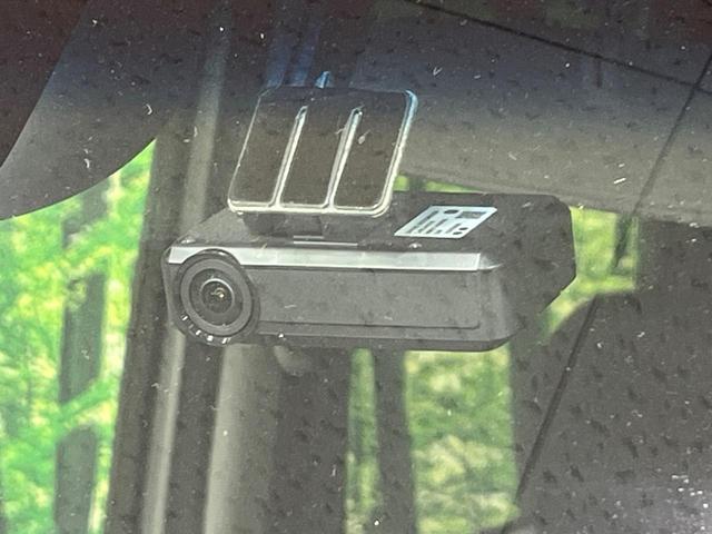 タント カスタムX トップエディションリミテッドSAIII 4WD 禁煙車 衝突軽減 純正ナビ 全周囲カメラ 両側電動ドア エンジンスターター ドラレコ ETC シートヒーター LEDライト Bluetooth クリアランスソナー CD/DVD/TV(8枚目)