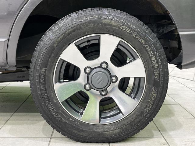 ジムニー クロスアドベンチャーXC 4WD ターボ 禁煙車 ドラレコ 純正16インチアルミ CD シートヒーター キーレス 電動格納ミラー エアコン  レザーシート レヴェライザー フォグランプ トランスファー(25枚目)