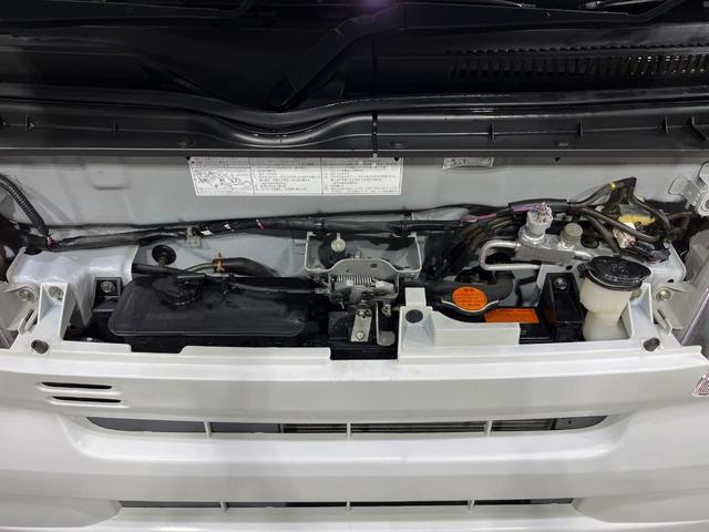ハイゼットカーゴ デラックスリミテッド 4WD 禁煙車 MT車 エアコン パワーウィンドウ ラジオ再生 ドアバイザー ABS プライバシーガラス パワーステアリング 衝突安全ボディ(19枚目)