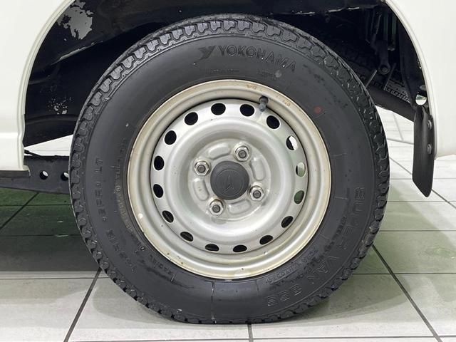 ハイゼットカーゴ デラックスリミテッド 4WD 禁煙車 MT車 エアコン パワーウィンドウ ラジオ再生 ドアバイザー ABS プライバシーガラス パワーステアリング 衝突安全ボディ(21枚目)