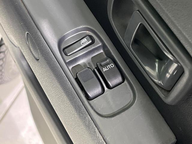 ハイゼットカーゴ デラックスリミテッド 4WD 禁煙車 MT車 エアコン パワーウィンドウ ラジオ再生 ドアバイザー ABS プライバシーガラス パワーステアリング 衝突安全ボディ(43枚目)