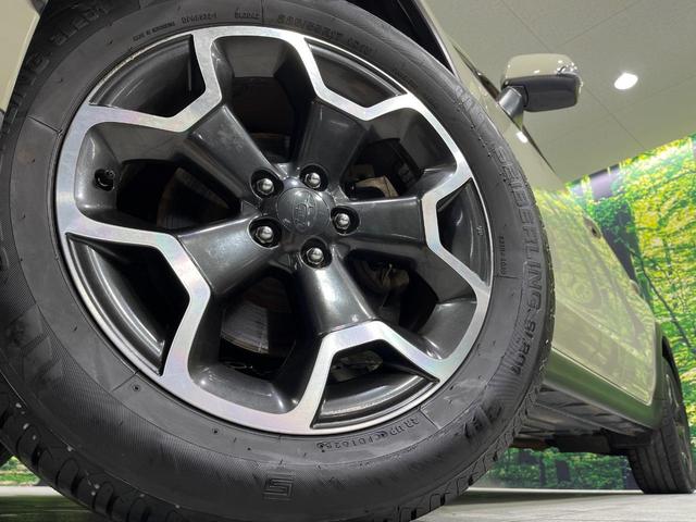 ＸＶ ２．０ｉ－Ｌ　アイサイト　４ＷＤ　禁煙車　衝突軽減　純正ナビ　レーダークルーズ　Ｂｌｕｅｔｏｏｔｈ　ＥＴＣ　ドラレコ　パワーシート　ＨＩＤヘッドライト　オートライト　オートエアコン　スマートキー　盗難防止装置　パドルシフト（14枚目）