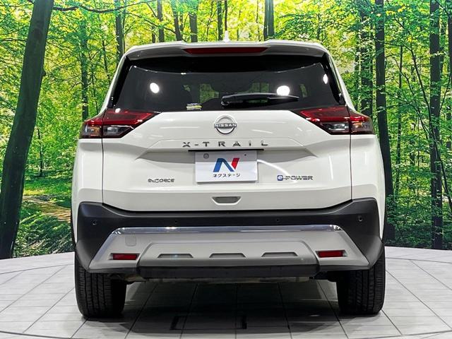 エクストレイル G e-4ORCE 4WD 禁煙車 ターボ 寒冷地仕様 衝突軽減 純正12.3インチナビ 全周囲カメラ プロパイロット 電動リアゲート レザーシート ドラレコ コーナーセンサー スマートキー LEDヘッドライト ETC(16枚目)