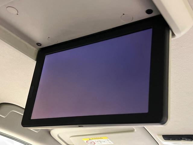 セレナ ハイウェイスター 4WD 禁煙車 寒冷地仕様 フリップダウンモニター プロパイロット 衝突軽減 純正9インチナビ 全周囲カメラ ドラレコ ETC 駐車支援システム スマートキー クリアランスソナー アイドリングストップ(3枚目)