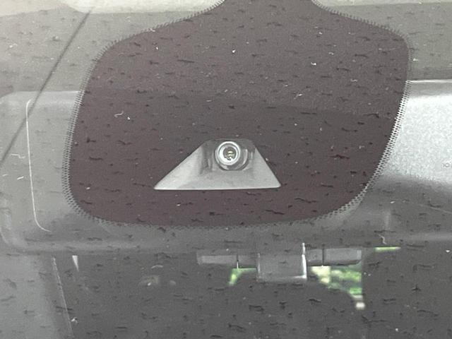 セレナ ハイウェイスター 4WD 禁煙車 寒冷地仕様 フリップダウンモニター プロパイロット 衝突軽減 純正9インチナビ 全周囲カメラ ドラレコ ETC 駐車支援システム スマートキー クリアランスソナー アイドリングストップ(5枚目)