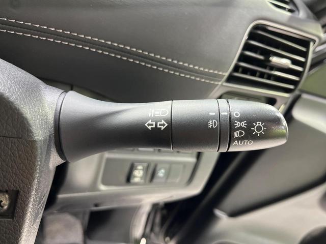 セレナ ハイウェイスター 4WD 禁煙車 寒冷地仕様 フリップダウンモニター プロパイロット 衝突軽減 純正9インチナビ 全周囲カメラ ドラレコ ETC 駐車支援システム スマートキー クリアランスソナー アイドリングストップ(40枚目)