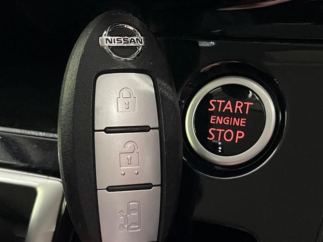 セレナ ハイウェイスター 4WD 禁煙車 寒冷地仕様 フリップダウンモニター プロパイロット 衝突軽減 純正9インチナビ 全周囲カメラ ドラレコ ETC 駐車支援システム スマートキー クリアランスソナー アイドリングストップ(44枚目)