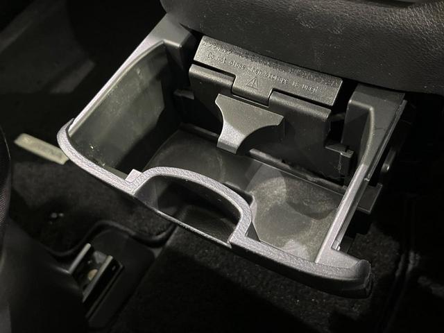 セレナ ハイウェイスター 4WD 禁煙車 寒冷地仕様 フリップダウンモニター プロパイロット 衝突軽減 純正9インチナビ 全周囲カメラ ドラレコ ETC 駐車支援システム スマートキー クリアランスソナー アイドリングストップ(55枚目)