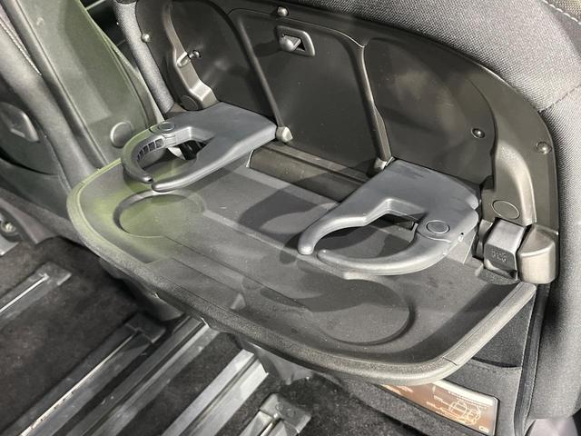 セレナ ハイウェイスター 4WD 禁煙車 寒冷地仕様 フリップダウンモニター プロパイロット 衝突軽減 純正9インチナビ 全周囲カメラ ドラレコ ETC 駐車支援システム スマートキー クリアランスソナー アイドリングストップ(61枚目)