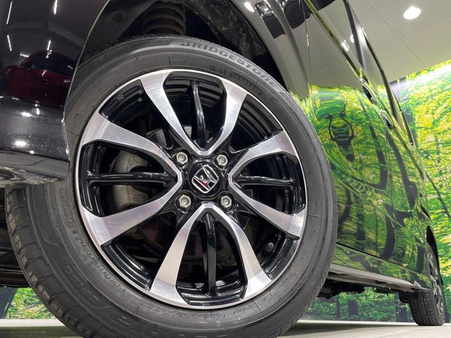 N-BOXカスタム G・Lホンダセンシング 禁煙車 衝突軽減 アダプティブクルーズコントロール 純正ナビ バックカメラ ETC 両側スライド片側電動ドア クリアランスソナー  シートヒーター スマートキー 車線逸脱防止装置 横滑り防止装置(14枚目)