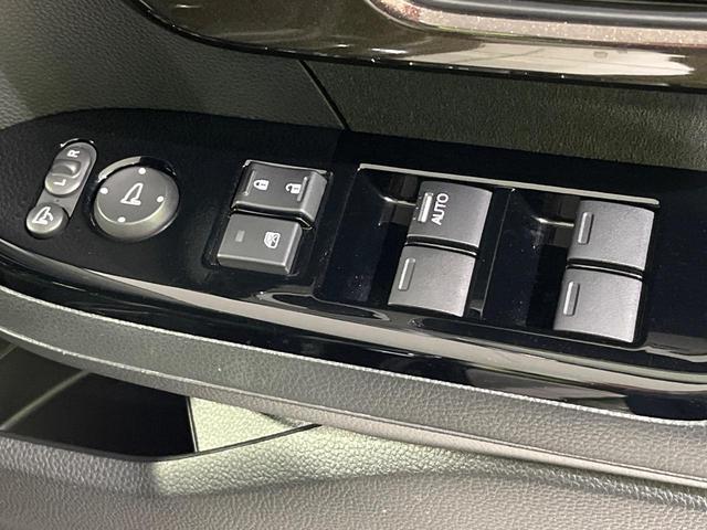 N-BOXカスタム G・Lホンダセンシング 禁煙車 衝突軽減 アダプティブクルーズコントロール 純正ナビ バックカメラ ETC 両側スライド片側電動ドア クリアランスソナー  シートヒーター スマートキー 車線逸脱防止装置 横滑り防止装置(32枚目)