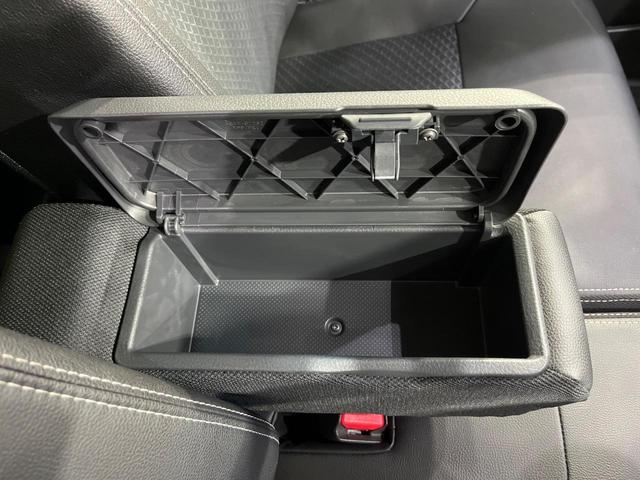 ステラ カスタムＲＳ　スマートアシスト　４ＷＤ　禁煙車　ターボ　衝突軽減　純正ナビ　全周囲カメラ　Ｂｌｕｅｔｏｏｔｈ　ＥＴＣ　ドラレコ　クリアランスソナー　シートヒーター　ＬＥＤヘッドライト　オートライト　オートハイビーム（29枚目）