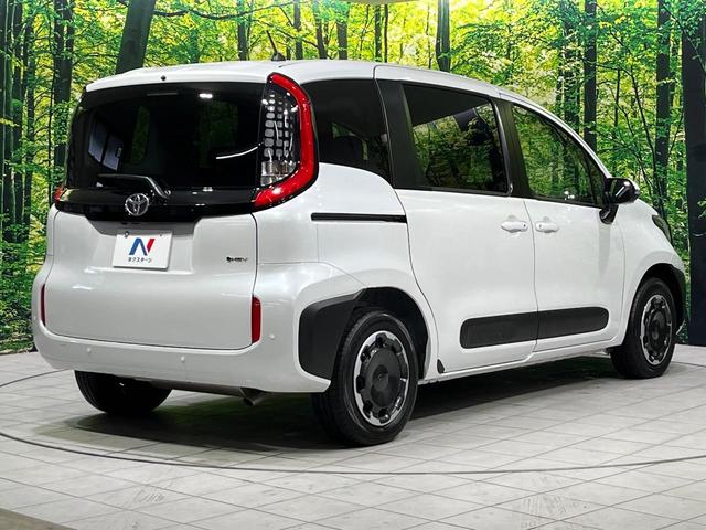 シエンタ ハイブリッドＺ　４ＷＤ　両側電動スライドドア　衝突軽減　禁煙車　純正１０．５型ナビ　全周囲カメラ　レーダークルーズ　寒冷地仕様　ＥＴＣ　Ｂｌｕｅｔｏｏｔｈ　ＡｐｐｌｅＣａｒＰｌａｙ　スマートキー　ＬＥＤヘッドライト（18枚目）