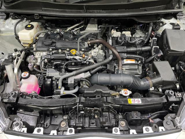 ヤリス ハイブリッドX 4WD バックカメラ 衝突被害軽減システム レーダークルーズ 禁煙車 スマートキー ビルトインETC オートハイビーム 車線逸脱警報 オートライト オートエアコン Bluetooth フルセグ(19枚目)