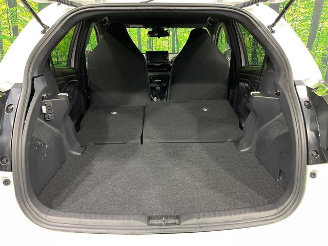 ヤリス ハイブリッドX 4WD バックカメラ 衝突被害軽減システム レーダークルーズ 禁煙車 スマートキー ビルトインETC オートハイビーム 車線逸脱警報 オートライト オートエアコン Bluetooth フルセグ(30枚目)