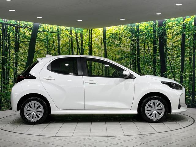 ヤリス ハイブリッドX 4WD バックカメラ 衝突被害軽減システム レーダークルーズ 禁煙車 スマートキー ビルトインETC オートハイビーム 車線逸脱警報 オートライト オートエアコン Bluetooth フルセグ(55枚目)