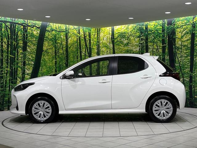 ヤリス ハイブリッドX 4WD バックカメラ 衝突被害軽減システム レーダークルーズ 禁煙車 スマートキー ビルトインETC オートハイビーム 車線逸脱警報 オートライト オートエアコン Bluetooth フルセグ(56枚目)