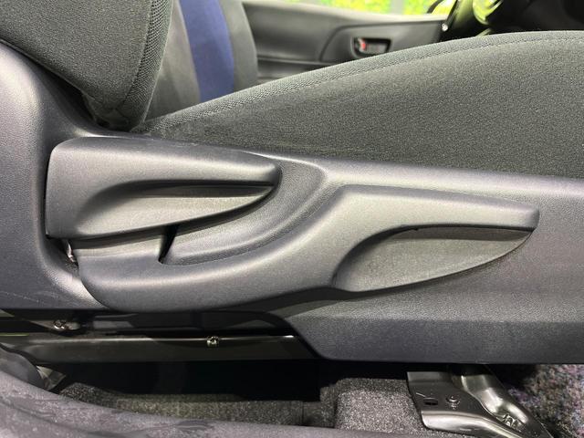 アクア S 禁煙車 ナビ 寒冷地仕様 Bluetooth シートリフター オートエアコン バニティミラー ドアバイザー プライバシーガラス 盗難防止装置 アイドリングストップ CD/DVD再生(5枚目)