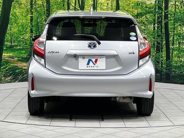 アクア S 禁煙車 ナビ 寒冷地仕様 Bluetooth シートリフター オートエアコン バニティミラー ドアバイザー プライバシーガラス 盗難防止装置 アイドリングストップ CD/DVD再生(15枚目)