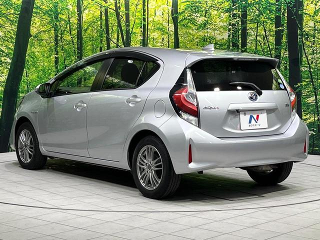 アクア S 禁煙車 ナビ 寒冷地仕様 Bluetooth シートリフター オートエアコン バニティミラー ドアバイザー プライバシーガラス 盗難防止装置 アイドリングストップ CD/DVD再生(30枚目)