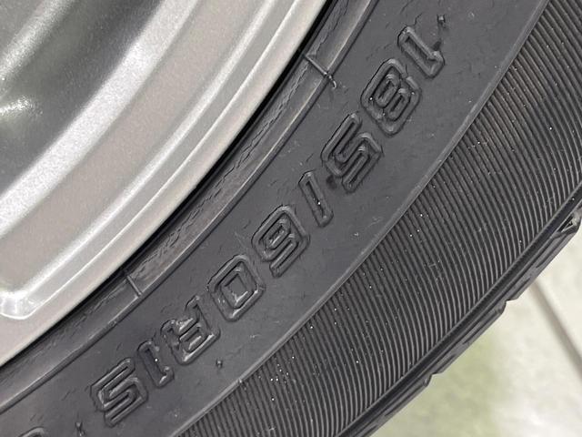 アクア S 禁煙車 ナビ 寒冷地仕様 Bluetooth シートリフター オートエアコン バニティミラー ドアバイザー プライバシーガラス 盗難防止装置 アイドリングストップ CD/DVD再生(36枚目)