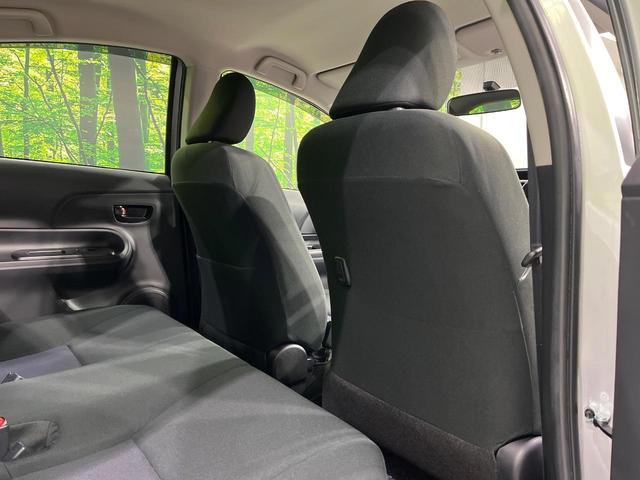 アクア S 禁煙車 ナビ 寒冷地仕様 Bluetooth シートリフター オートエアコン バニティミラー ドアバイザー プライバシーガラス 盗難防止装置 アイドリングストップ CD/DVD再生(39枚目)