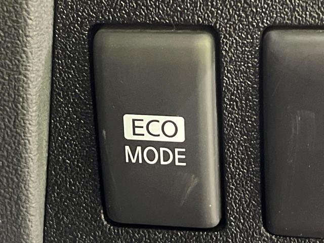 デュアリス 20G FOUR 禁煙車 ガラスルーフ 純正ナビ バックカメラ ETC HIDヘッドライト 左右独立オートエアコン スマートキー フォグランプ 革巻きステアリング 純正17インチアルミホイール(27枚目)