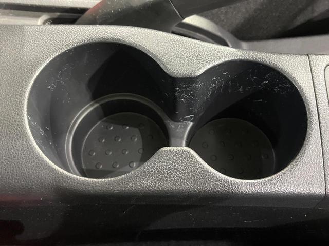 デュアリス 20G FOUR 禁煙車 ガラスルーフ 純正ナビ バックカメラ ETC HIDヘッドライト 左右独立オートエアコン スマートキー フォグランプ 革巻きステアリング 純正17インチアルミホイール(28枚目)