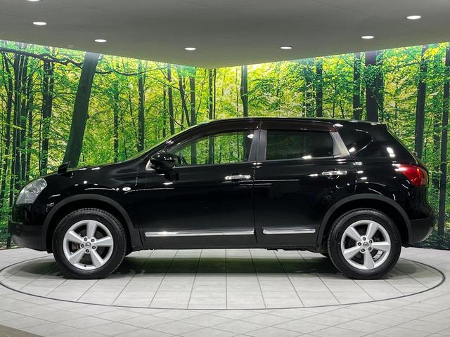 デュアリス 20G FOUR 禁煙車 ガラスルーフ 純正ナビ バックカメラ ETC HIDヘッドライト 左右独立オートエアコン スマートキー フォグランプ 革巻きステアリング 純正17インチアルミホイール(42枚目)