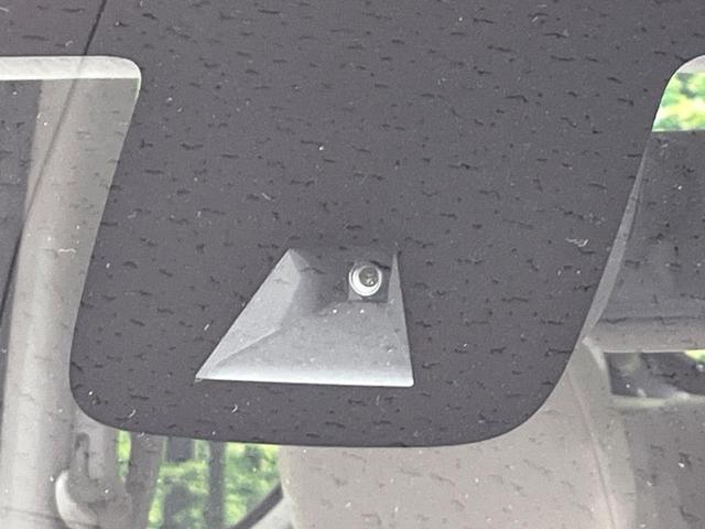 デイズルークス X 4WD 禁煙車 衝突軽減 全周囲カメラ 片側電動ドア シートヒーター オートエアコン クリアランスソナー スマートキ― CD再生 アイドリングストップ ミュージックプレイヤー接続可能(3枚目)