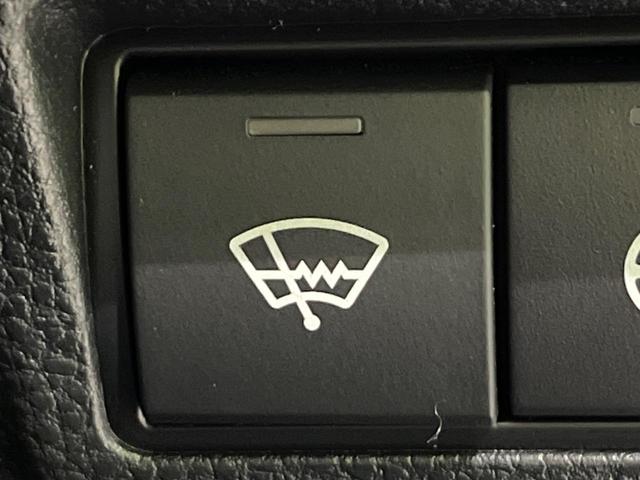 カローラクロス ハイブリッド G 4WD 禁煙車 衝突軽減 寒冷地仕様 8型ディスプレイオーディオ バックカメラ LEDヘッドライト LEDフォグライト ETC ドラレコ 100V電源 Bluetooth オートマチックハイビーム(4枚目)