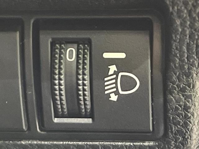 カローラクロス ハイブリッド G 4WD 禁煙車 衝突軽減 寒冷地仕様 8型ディスプレイオーディオ バックカメラ LEDヘッドライト LEDフォグライト ETC ドラレコ 100V電源 Bluetooth オートマチックハイビーム(30枚目)