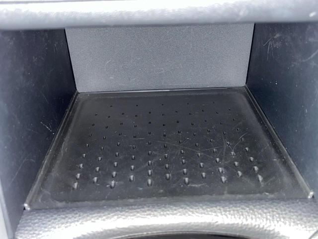 カローラクロス ハイブリッド G 4WD 禁煙車 衝突軽減 寒冷地仕様 8型ディスプレイオーディオ バックカメラ LEDヘッドライト LEDフォグライト ETC ドラレコ 100V電源 Bluetooth オートマチックハイビーム(43枚目)