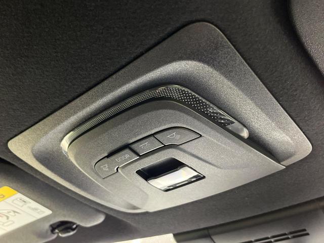 カローラクロス ハイブリッド G 4WD 禁煙車 衝突軽減 寒冷地仕様 8型ディスプレイオーディオ バックカメラ LEDヘッドライト LEDフォグライト ETC ドラレコ 100V電源 Bluetooth オートマチックハイビーム(50枚目)